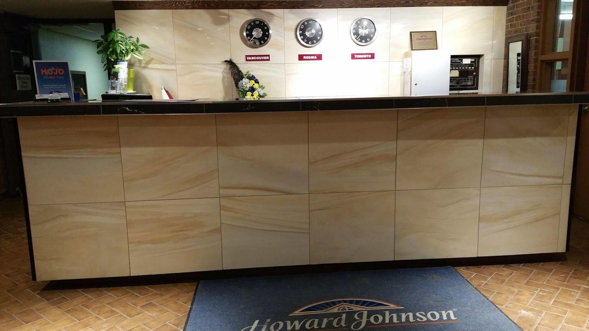 Howard Johnson By Wyndham Melville Exterior photo